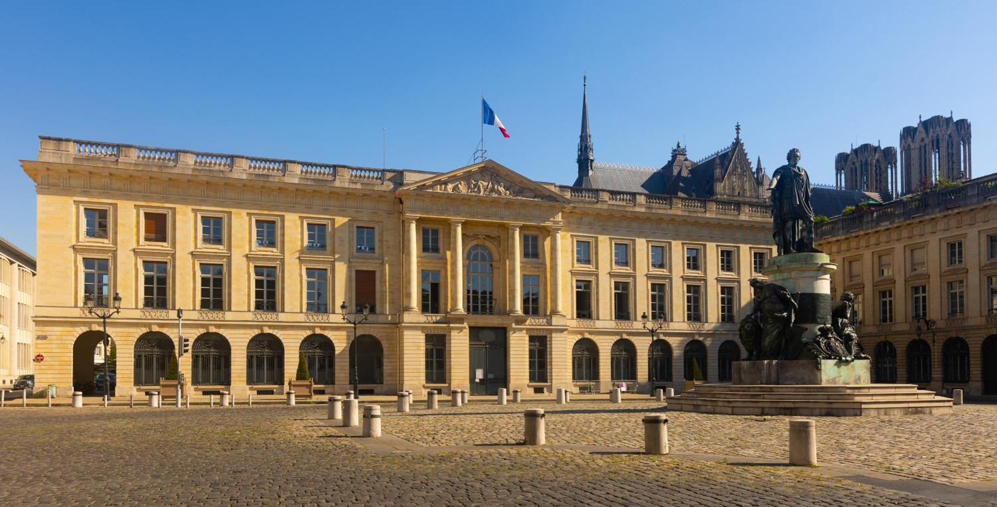 Le Zola - Charmant 2 Chambres - Centre Gare Реймс Екстериор снимка